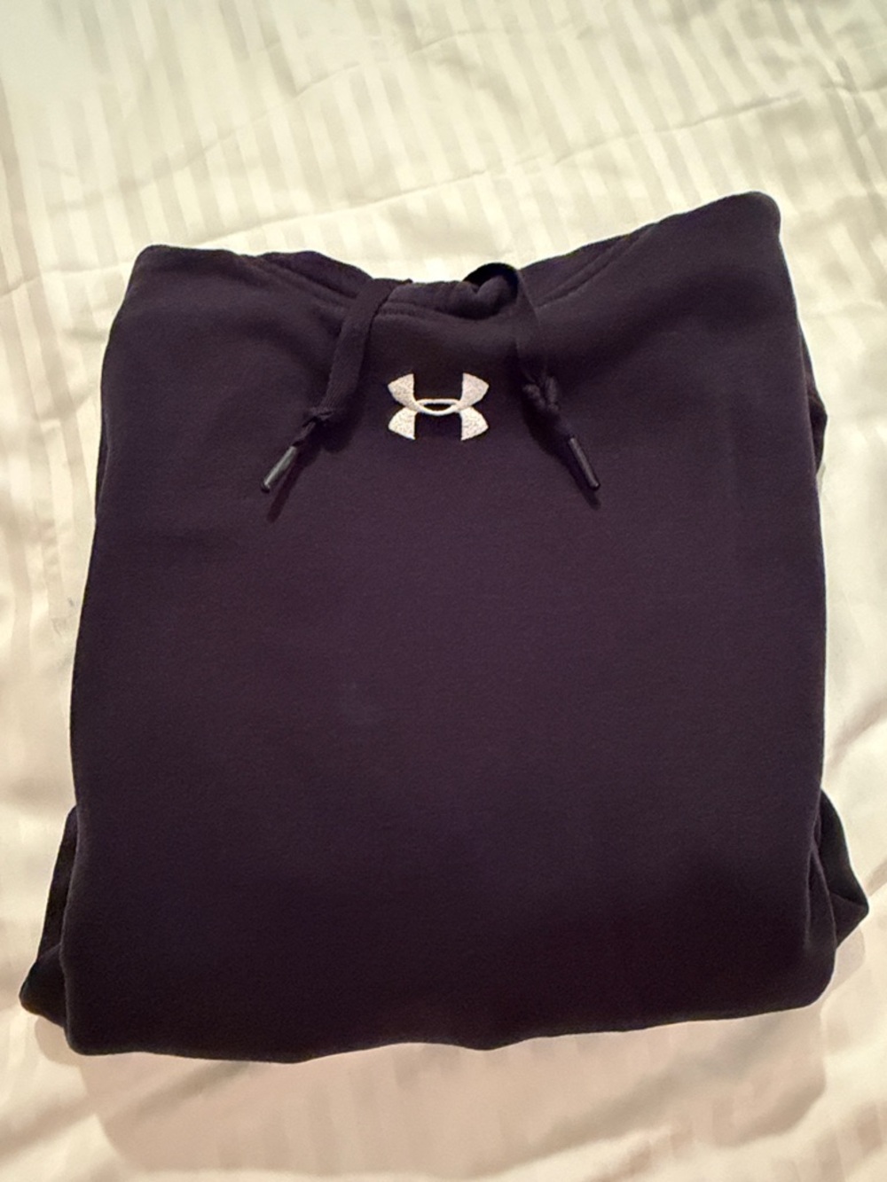 Under Armour Black Pullover Hoodie with White Logo - Picture 9 of 9